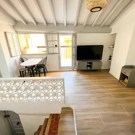 Beautiful Floor & Terrasse Apartman *